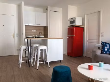 location 2p meublé hypercentre de nice pour étudiants