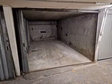 box à louer rue jacob