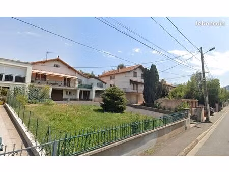 maison 5 pièces 121 m²