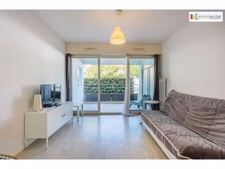 studio 1 pièce 22 m²