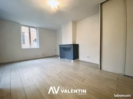 studio 1 pièce 20 m²
