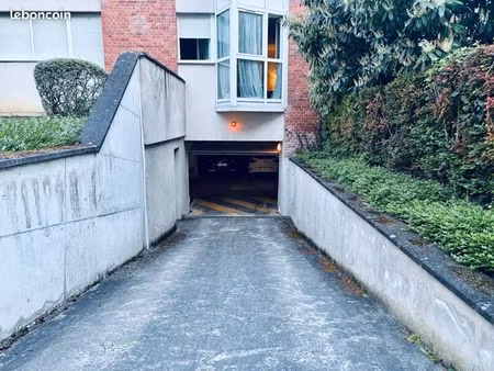 place de parking av colmar neudorf