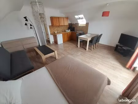 a louer studio 33m2 sept-juin pour étudiant