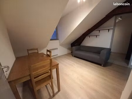 2 pièces 25m² meublé (17.47 m² loi carrez)
