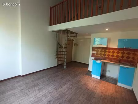 studio 1 pièce 24 m²
