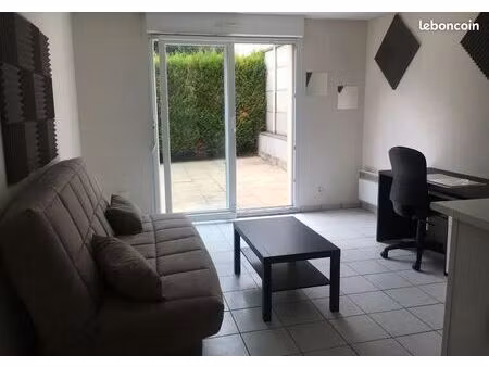 studio 1 pièce 26 m²