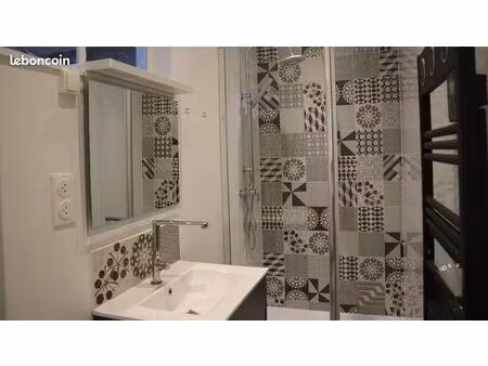 chambre 5 pièces 140 m²