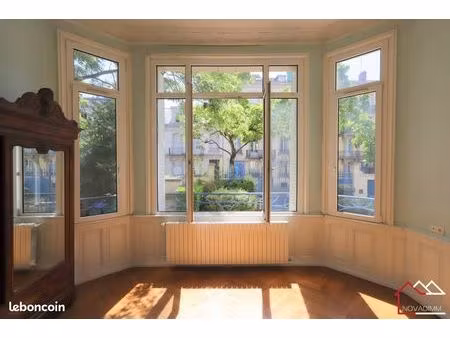 appartement 4 pièces 107 m²