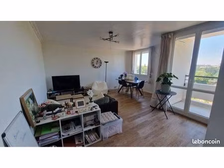 t2 de 45 m2 meublé - saint brieuc