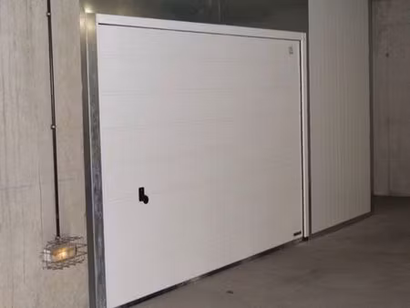 box de 32m2 - électricité