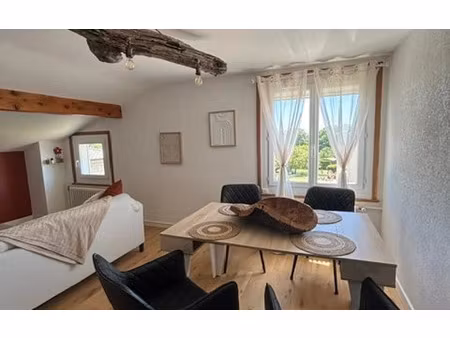location appartement  m² t-3 à divonne-les-bains  2 100 €