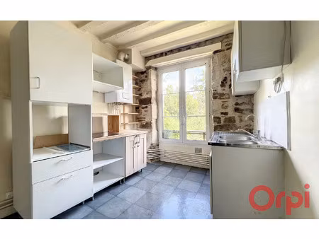 location appartement  m² t-2 à le mans  690 €
