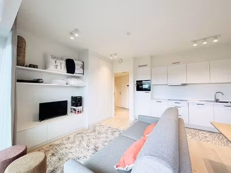 studio à louer à boulevard du triomphe 211 auderghem (vbe33084)