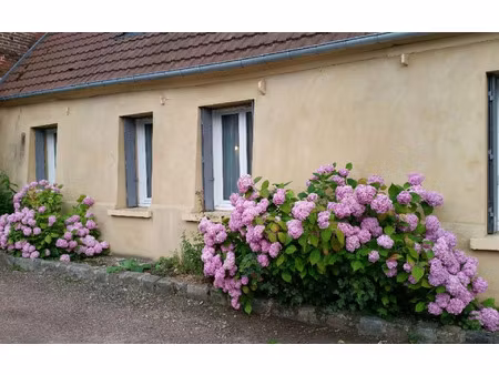 location maison  m² t-4 à aux marais  975 €