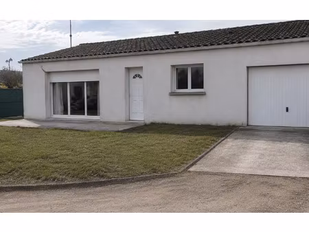 location maison  m² t-3 à bourcefranc-le-chapus  750 €