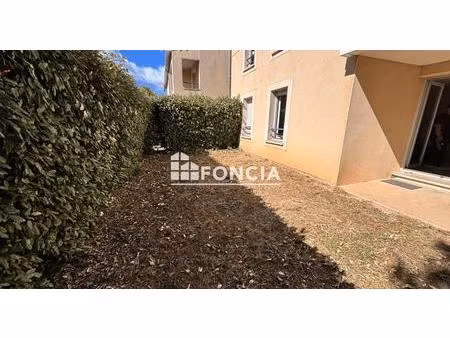 f martinez 0616831o69 t2 de plain-pied avec jardin privatif dans une résidence agréable av