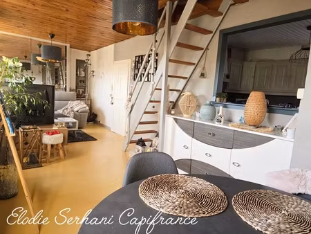 en exclusivité  appartement t3 de 57 50m2 dans une maison avec un espace privatif en extér