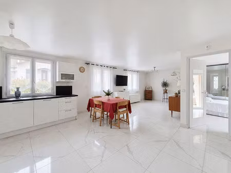 maison clamart 3 pièce(s) 75m2