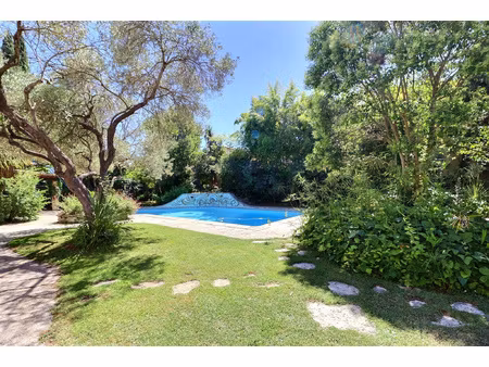 maison lattes 6 pièce(s) 165 m2 - 1189 m2 terrain + piscine