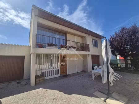 pavillon trois chambres et garages