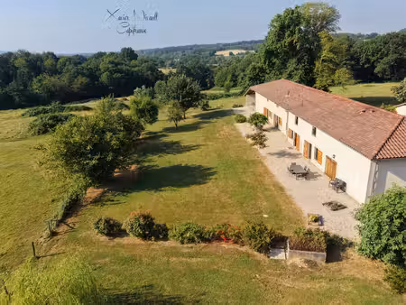 maison à vendre 11 pièces proche de bourg en bresse (01)