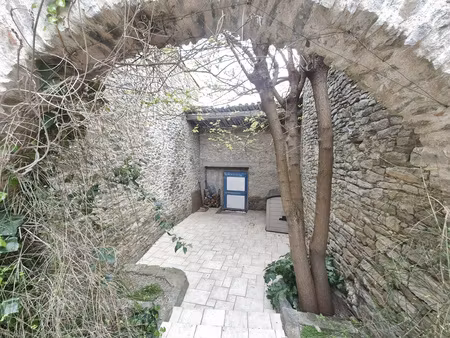 maison de caractère avec cour de 190 m2 185 m2 habitables