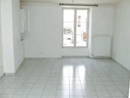 location appartement 2 pièces 44 m² à beaugency (45190)