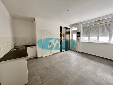 appartement f3 + parking à gonesse