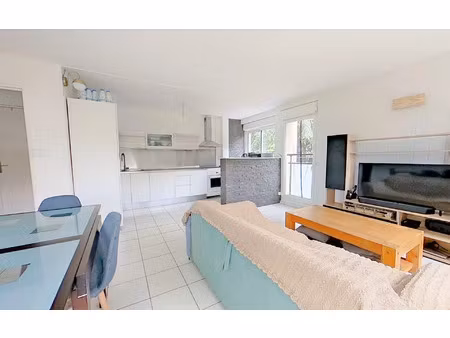 appartement lyon 9 60 m² t-3 à vendre  169 000 €