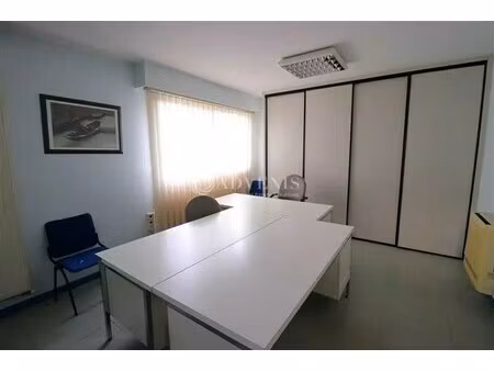location bureaux 302 m²