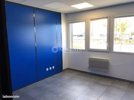 location bureaux 68 m²