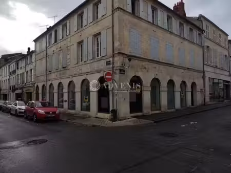 location bureaux rochefort 17300 230m²