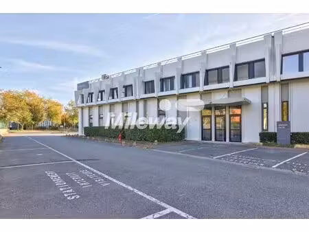 location local d’activités évry-courcouronnes 91080 678m² à 1527m²