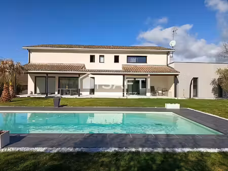 vente maison 5 pièces 290 m² montberon (31140)