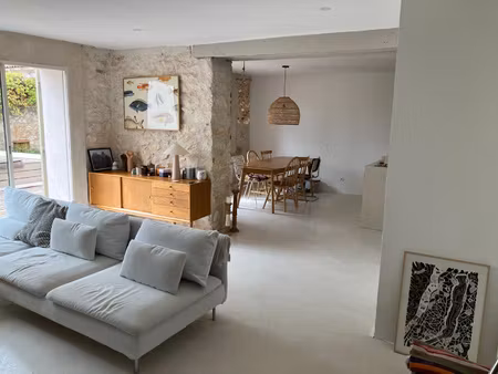 maison de village- meublé -155m2- coudoux