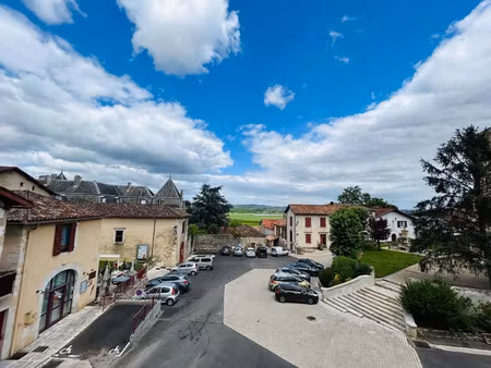 vente maison de village 4 pièces 138 m2 à hastingues