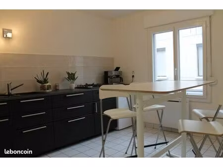 f2 pour investissement locatif centre ville de feurs