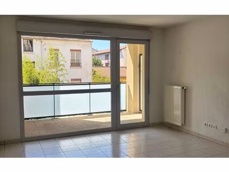 location appartement  58.88 m² t-3 à villeurbanne  891 €