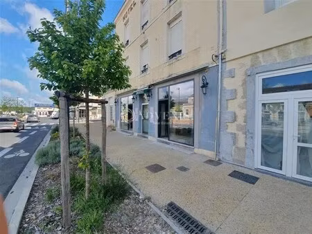 location commerce perigueux 24000 113m²