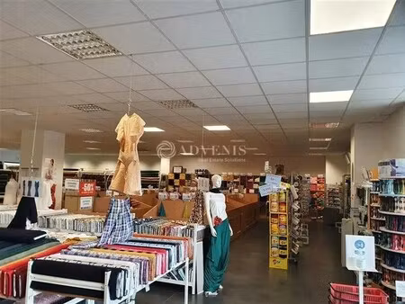 location commerce perigueux 24000 298m²