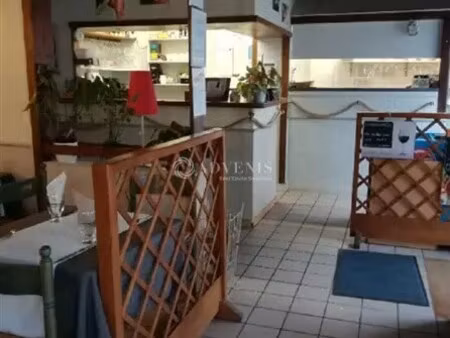 vente commerce rochefort 17300 62m²