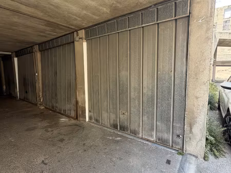 a vendre garage fermé marseille 5