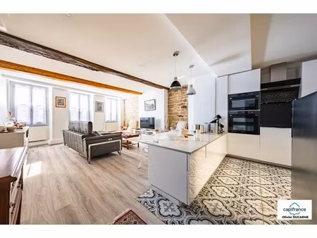 appartement à vendre 3 pièces dole (39) hyper centre ville  superbement rénové
