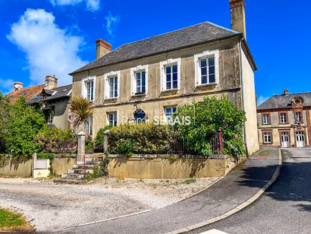 belle maison de caractère proche commerces et écoles à nonant-le-pin
