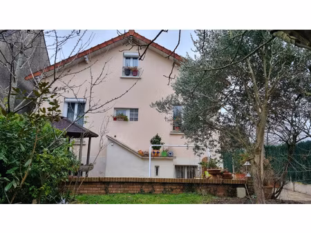 maison individuelle de 78m2 avec sous sol
