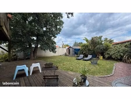 maison 9 pièces 125 m²