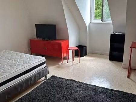 studio meublé sur les quai de l’odet