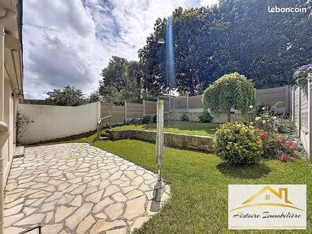 maison 5 pièces 93 m²