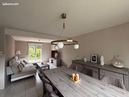 maison 5 pièces 106 m²