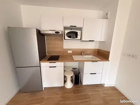 t2 neuf 41 67 m² – balcon – garage sécurisé – proche universités et tram b
